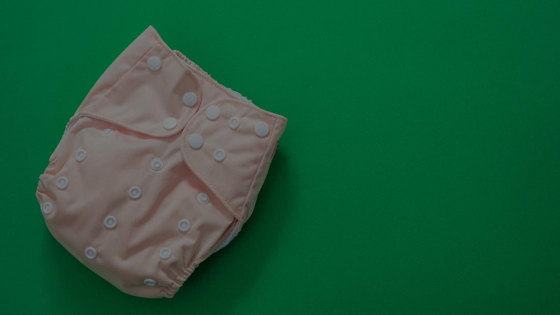 How to Fold a Cloth Nappy For Girls and Boys? - Yoho Baby & co.