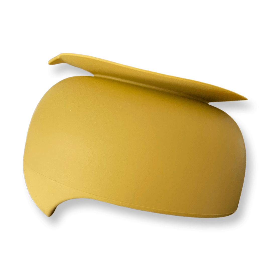 Yoho Baby & co. Silicone baby feeding bowl with super strong suction to help prevent spillage